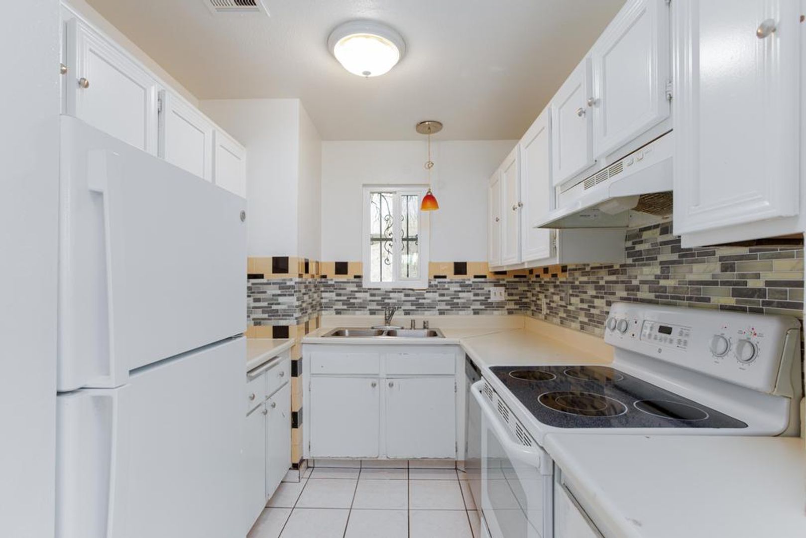 Las Vegas House: 5031 Spencer St #C - 5031 Spencer St #C