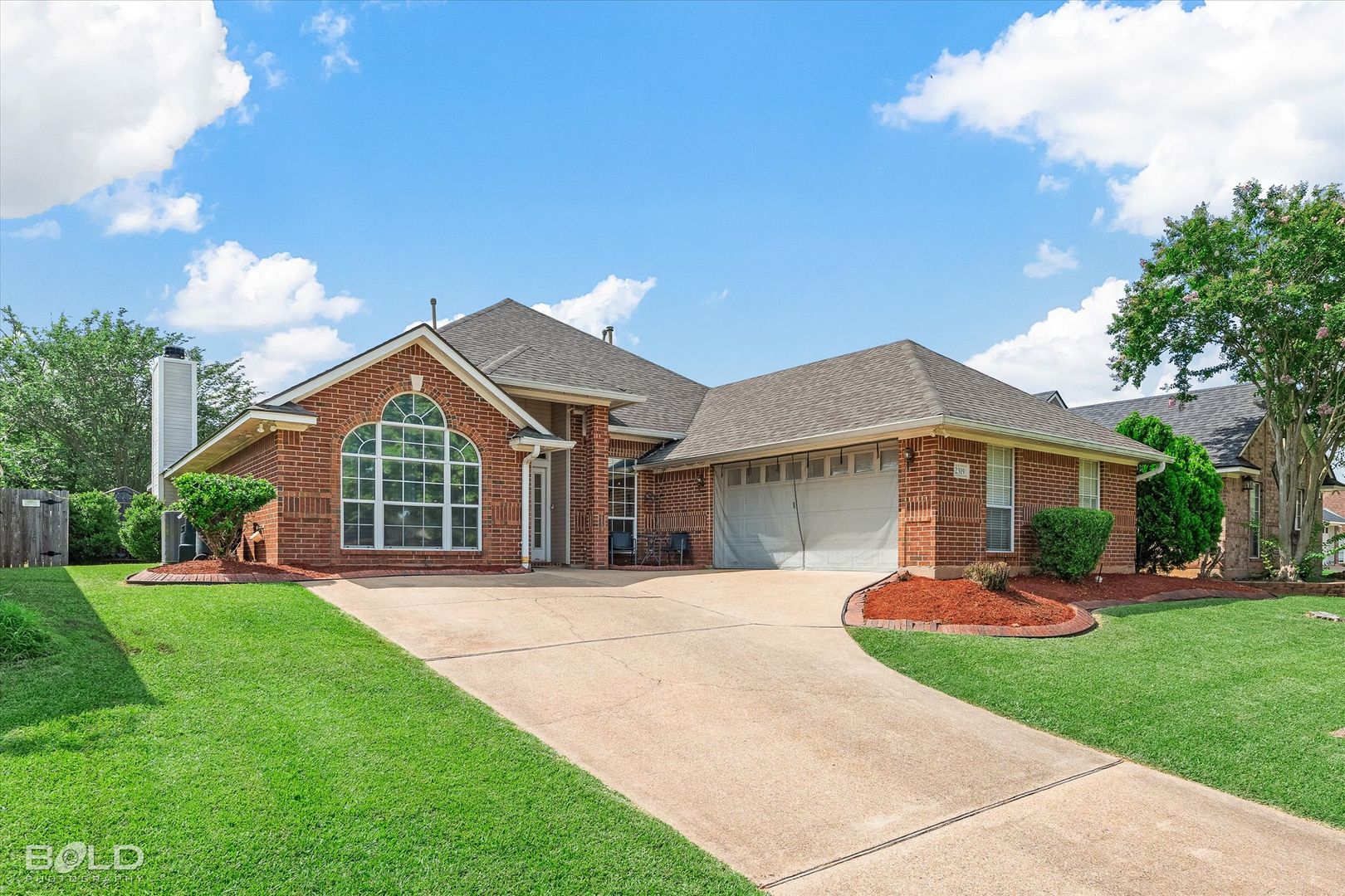 Bossier city House: 2319 Windsor court