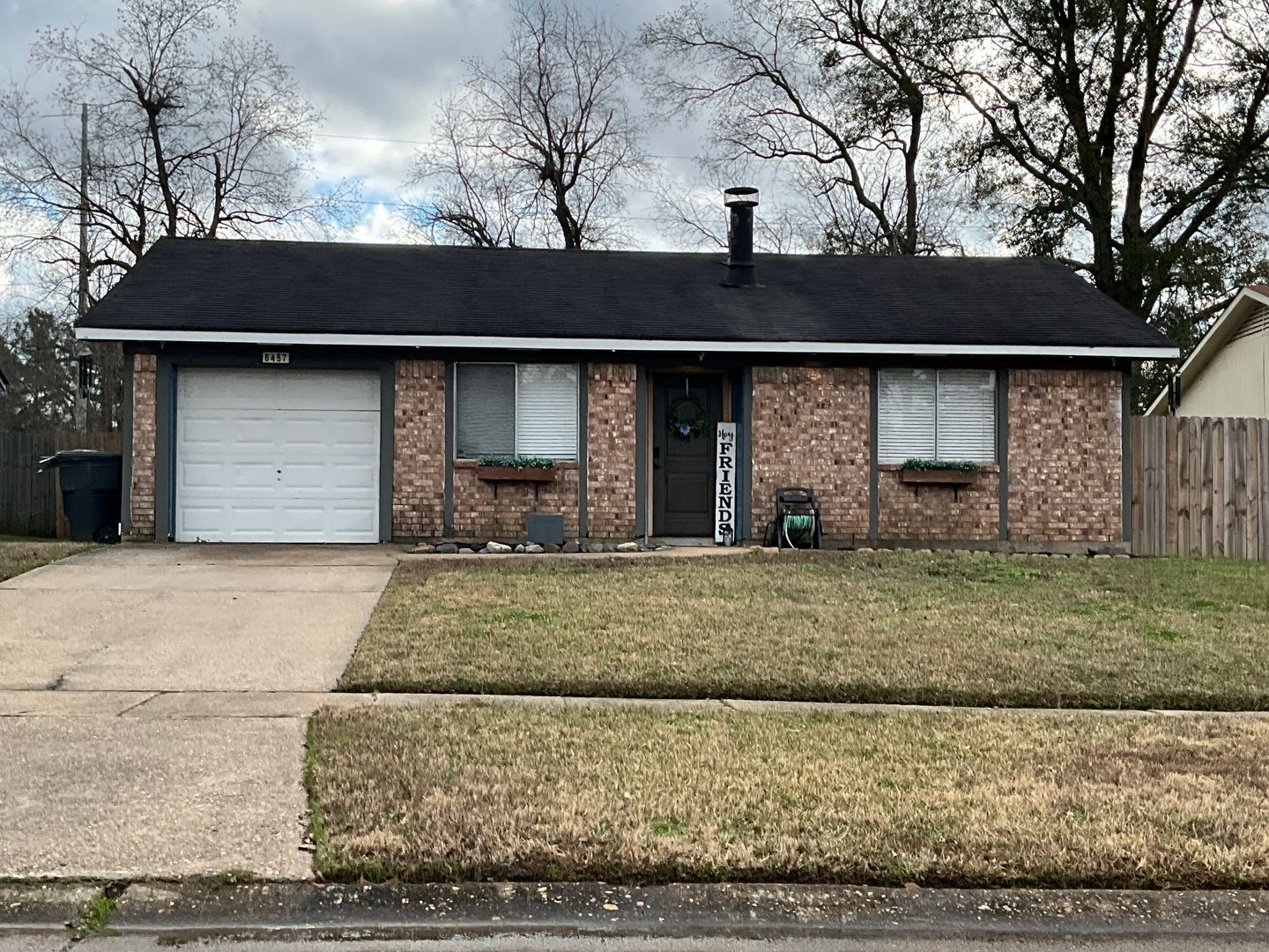Shreveport House: 6457 Joy Dr