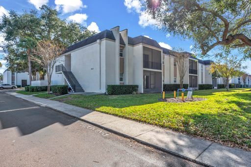 Great Brandon Location! – photo 1