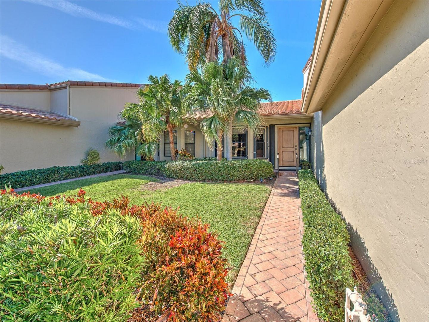 Longboat Key House: 2377 Harbour Oaks Dr