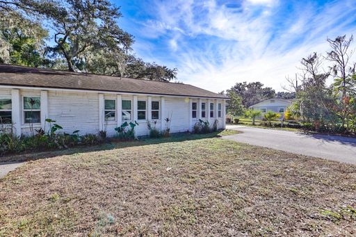 Beautiful Duplex in Seffner!
