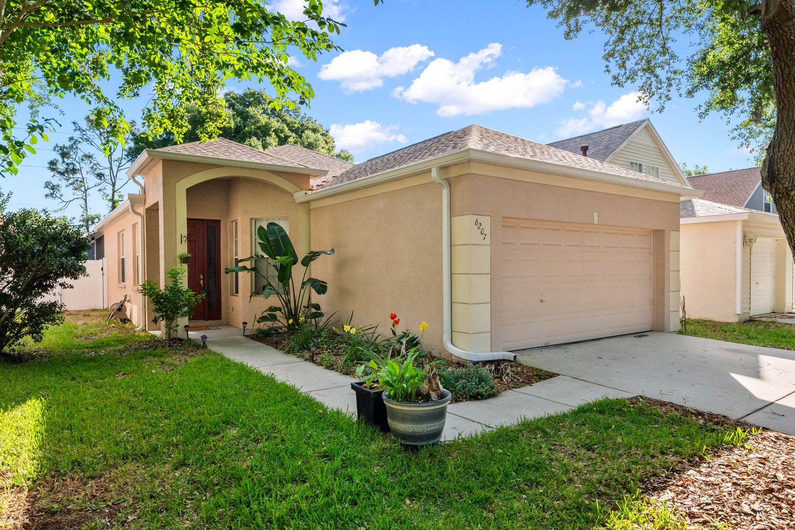 Lithia House: 6207 Kiteridge Dr.