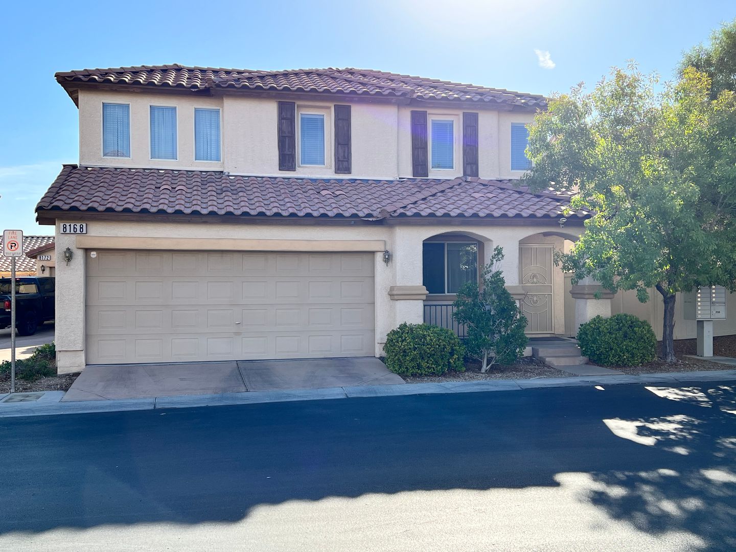 Las Vegas House: 8168 Finch Feather St