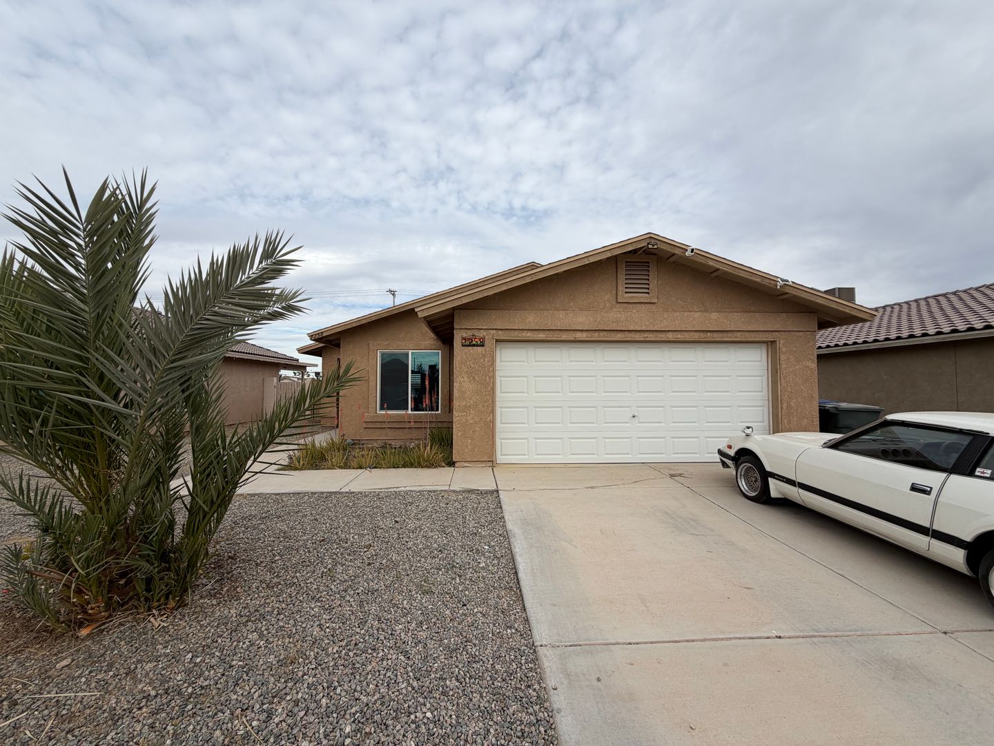 Yuma House: 7258 E 36th Pl