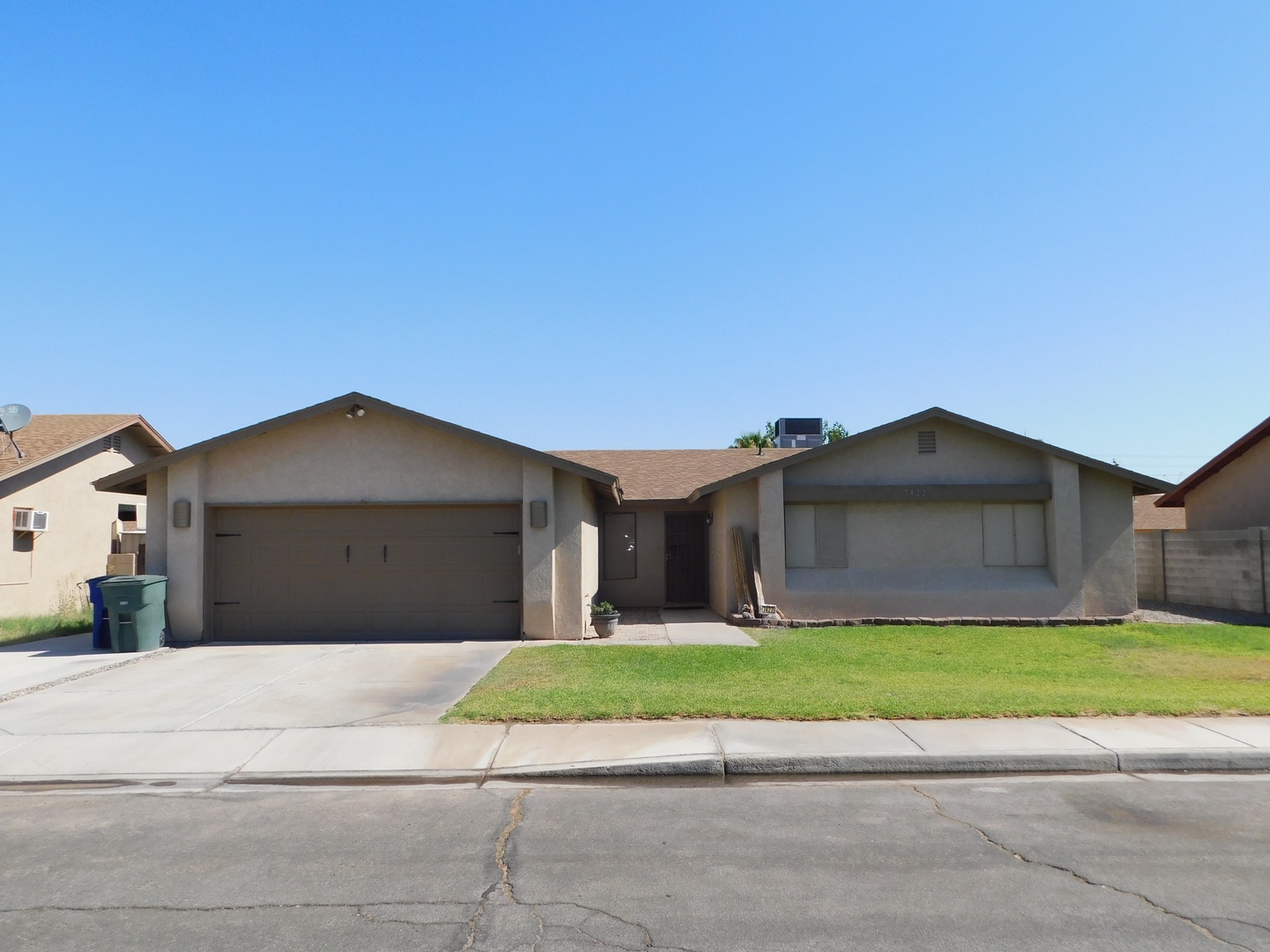Yuma House: 7422 E. 24th Ln.