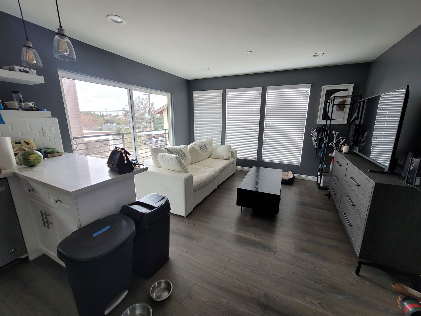 Los Angeles Apartment: 1276 1/2 Ricardo St