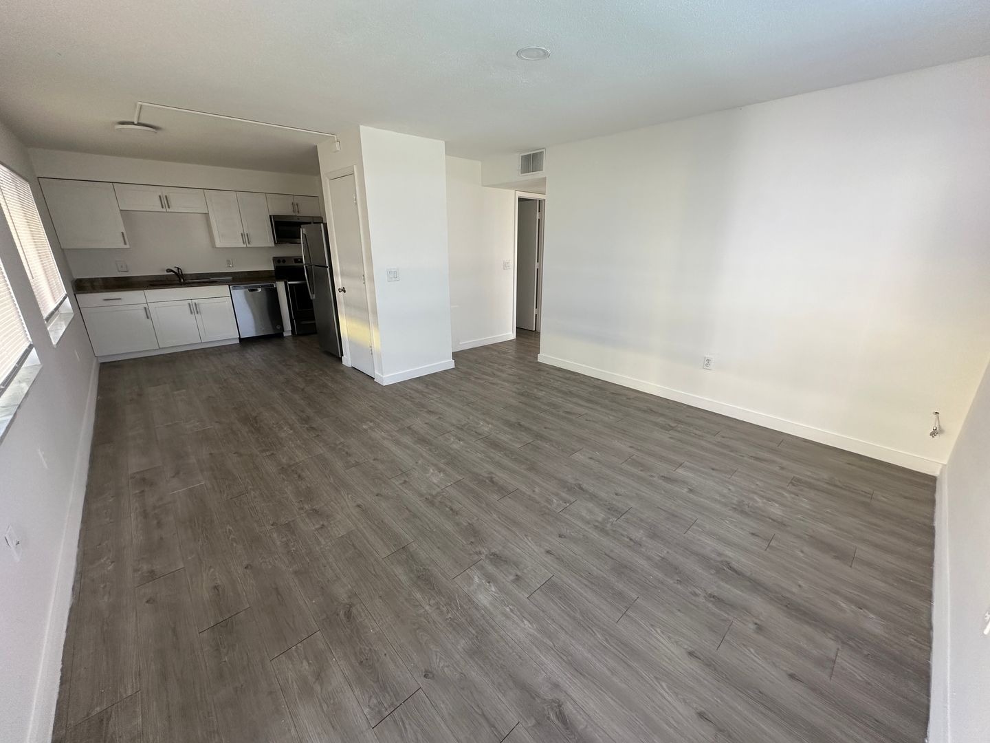 Tampa Apartment: 4824 E Busch Blvd