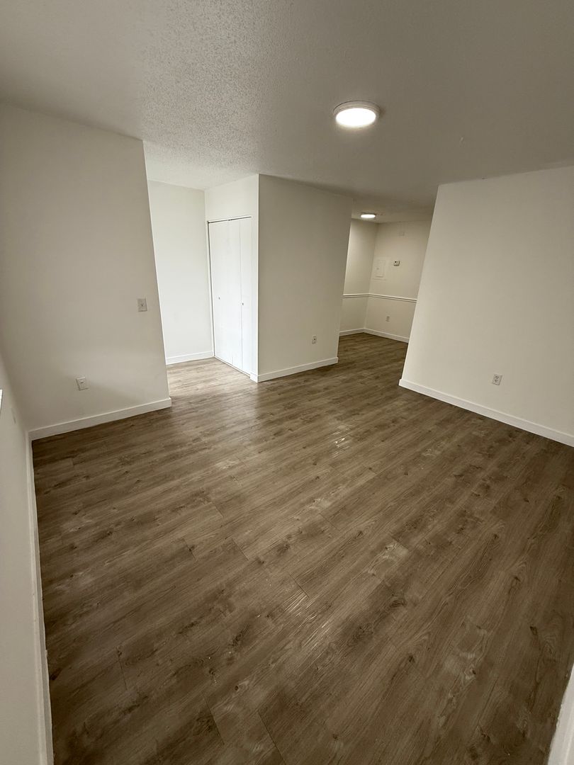 Tampa Apartment: 4824 E Busch Blvd