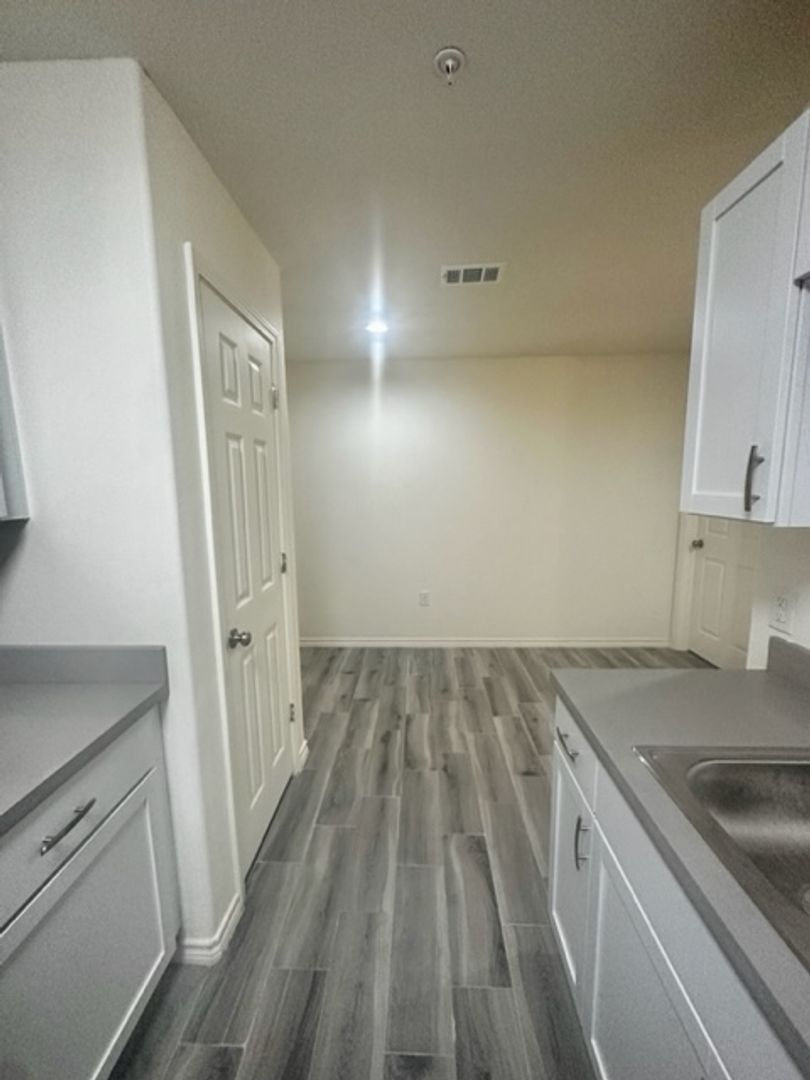 Bridge City Apartment: 2201 Wise Street