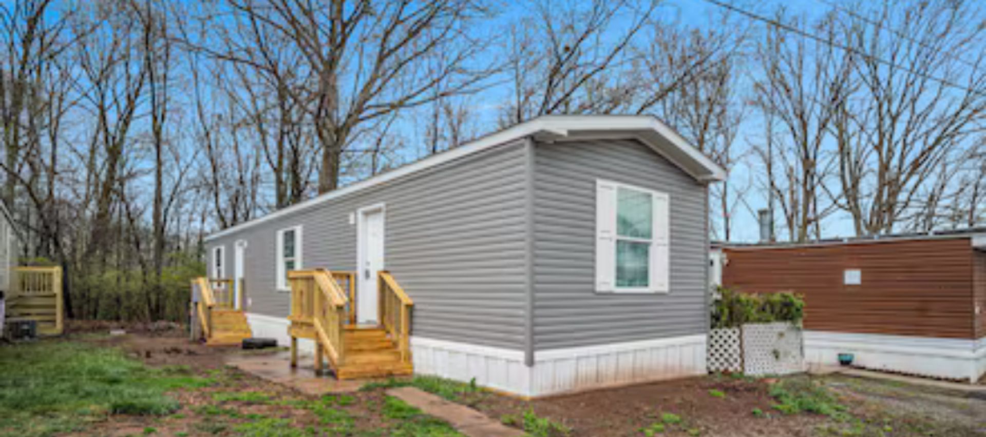 Thompsontown Apartment: 240 Oakhurst Lane