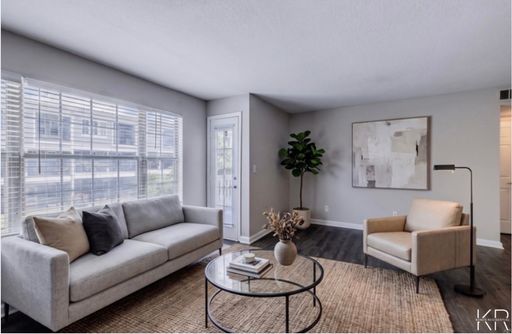 Luxurious 1-Bedroom Apartment in Atlanta’s Upper Westside | In-Home Washer & Dryer – photo 1