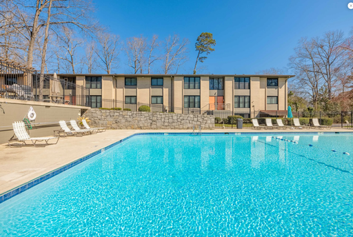 Upgraded 2-Bedroom Premium Apartment in Brookhaven | 838 SF – photo 1