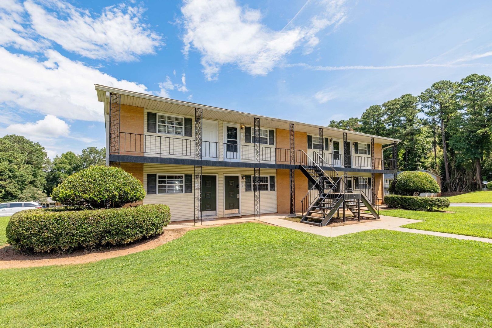 Union City Apartment: 5100 Highpoint Road