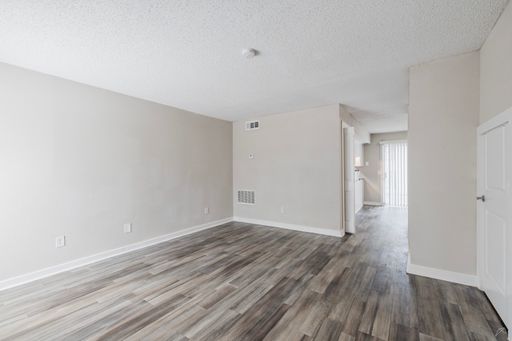 Affordable Living 20 Minutes from Everything Atlanta - Manchester Ridge – photo 1
