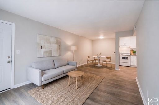 Premium 2 Bedroom, 1.5 Bathroom Apartment for Rent in Tucker, GA | Northlake Apartments