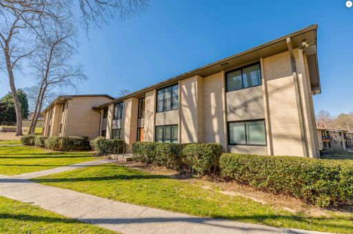 1-Bedroom, 1.5-Bath Premium Apartment in the Heart of Brookhaven | 700 SF – photo 1