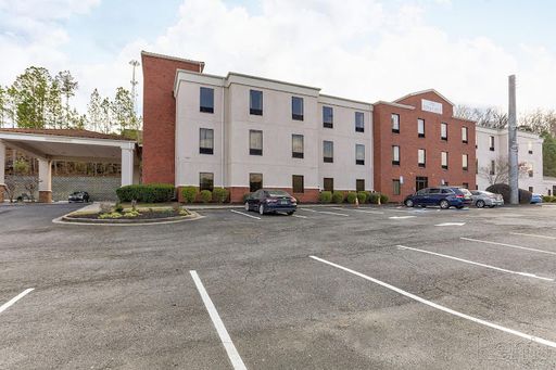 23 Chateau Drive, Unit 207 – photo 1