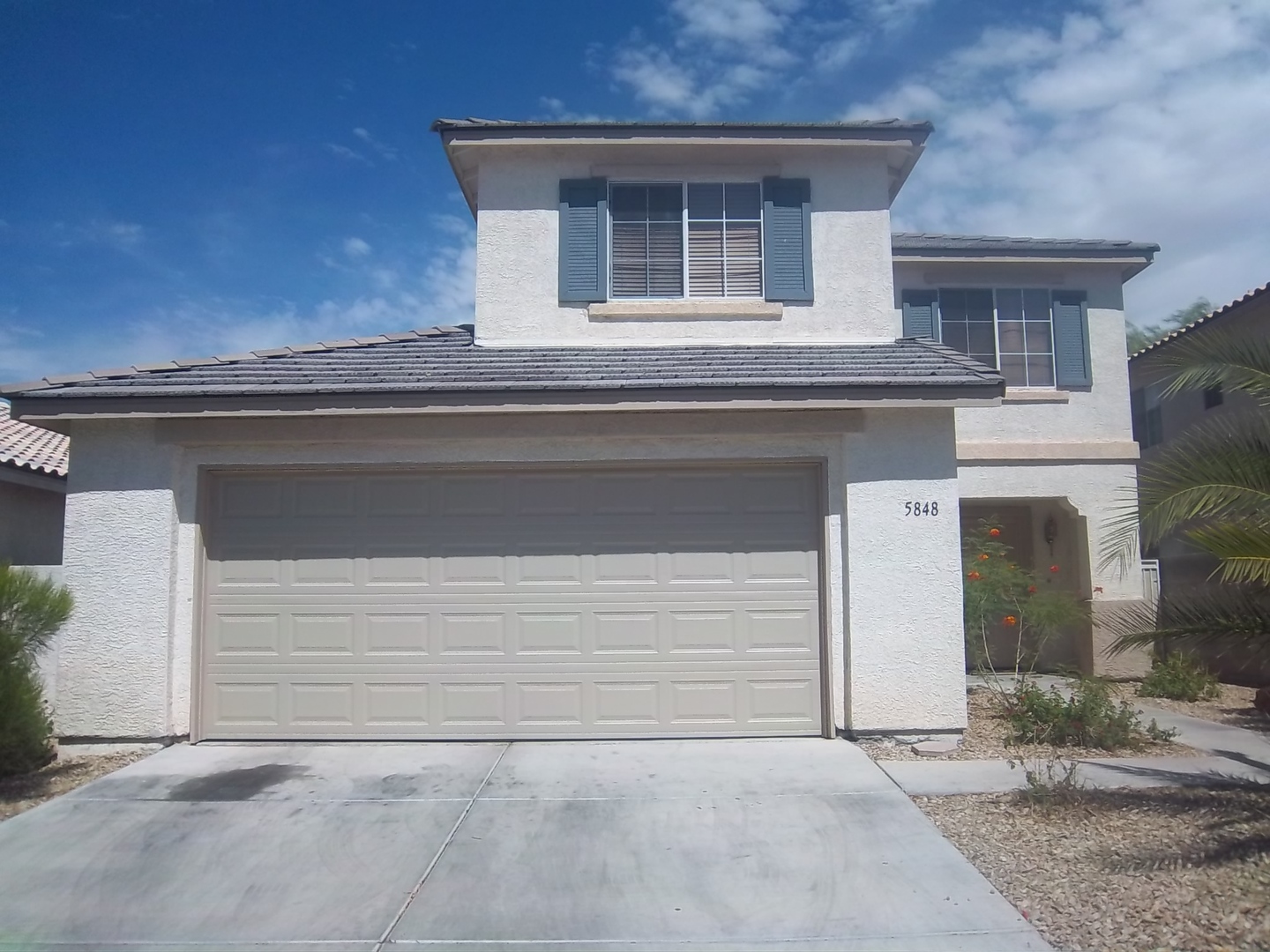 North Las Vegas House: 5848 Red Dawn St