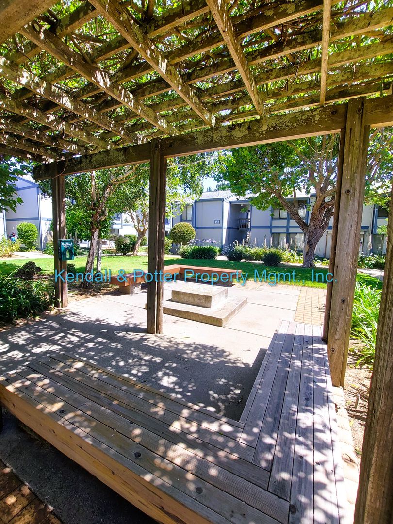 Capitola House: 1925 46th Avenue #51