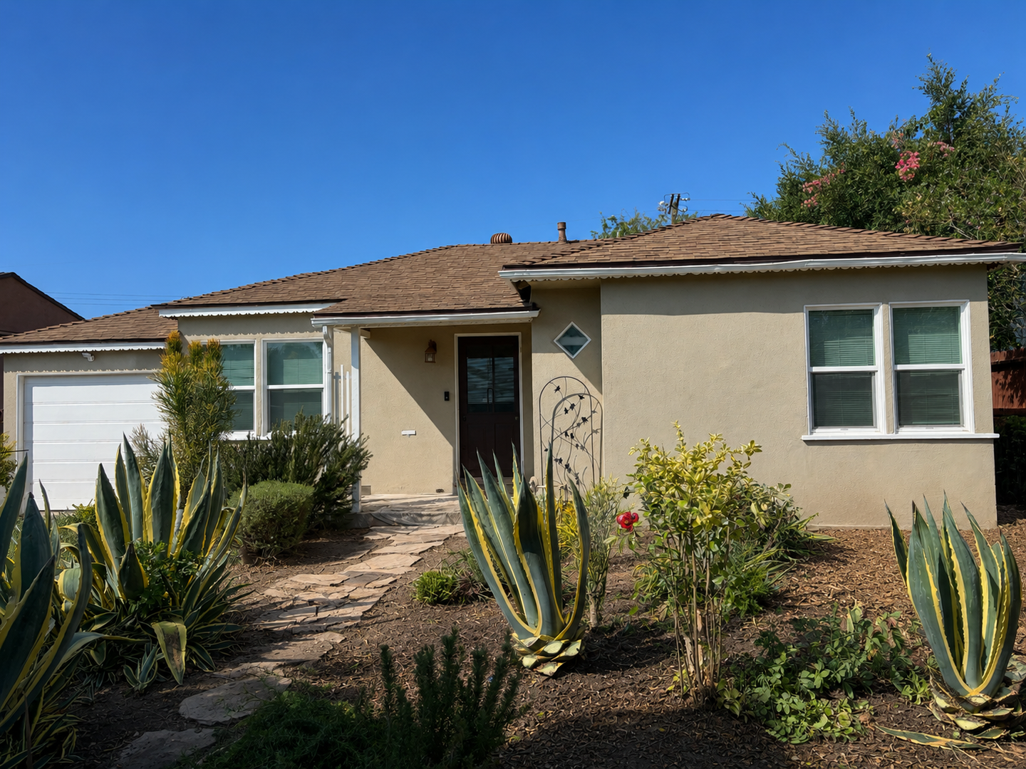 Los Angeles House: 4211 Beethoven St.
