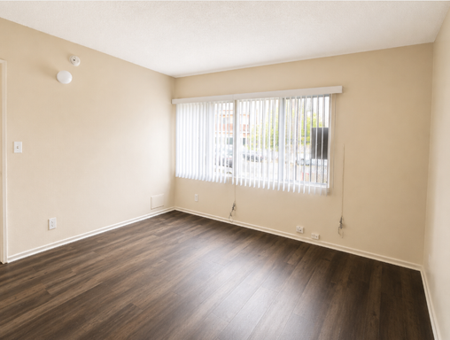Newly Renovated 1 Bedroom Rent Today! – photo 1