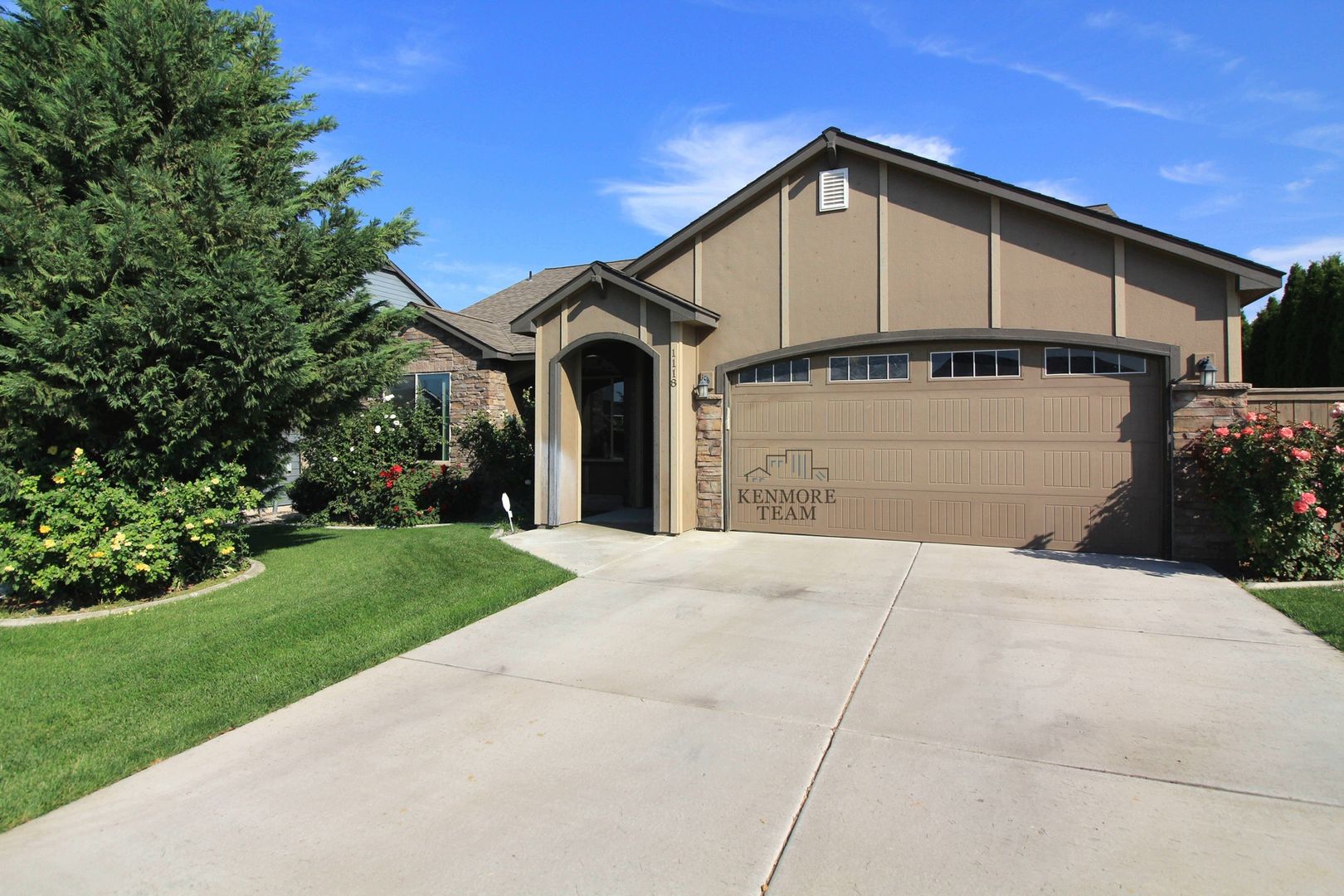 KENNEWICK House: 1118 N NEVADA ST