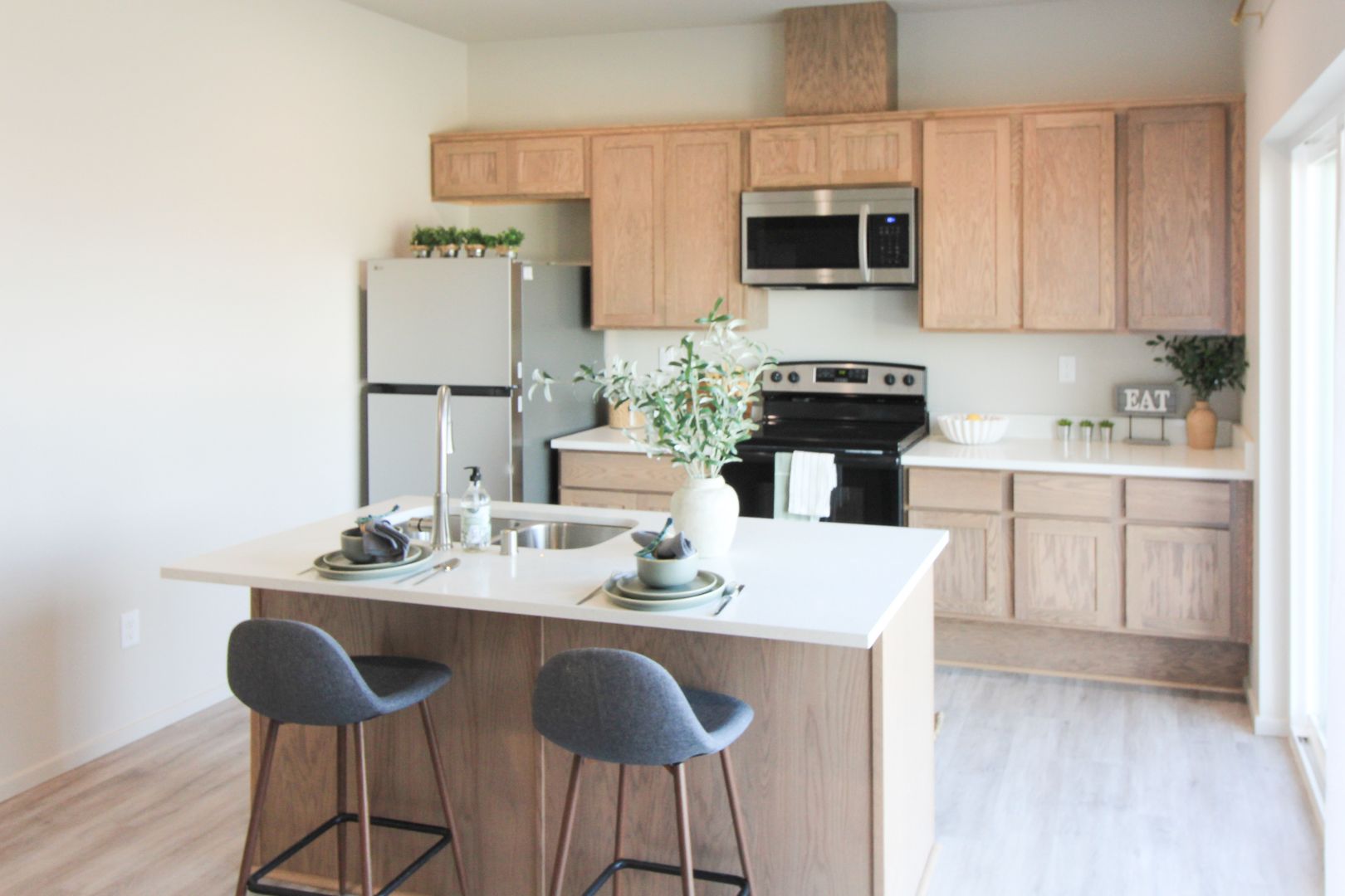 OTHELLO Apartment: 1200 N 8TH AVE