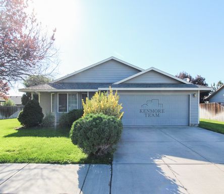3 Bedroom, 2 Bath Home in Pasco – photo 1