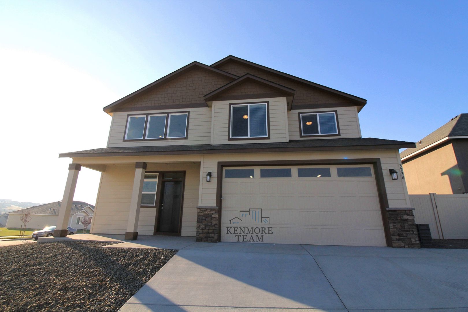 KENNEWICK House: 3228 S JEFFERSON PL