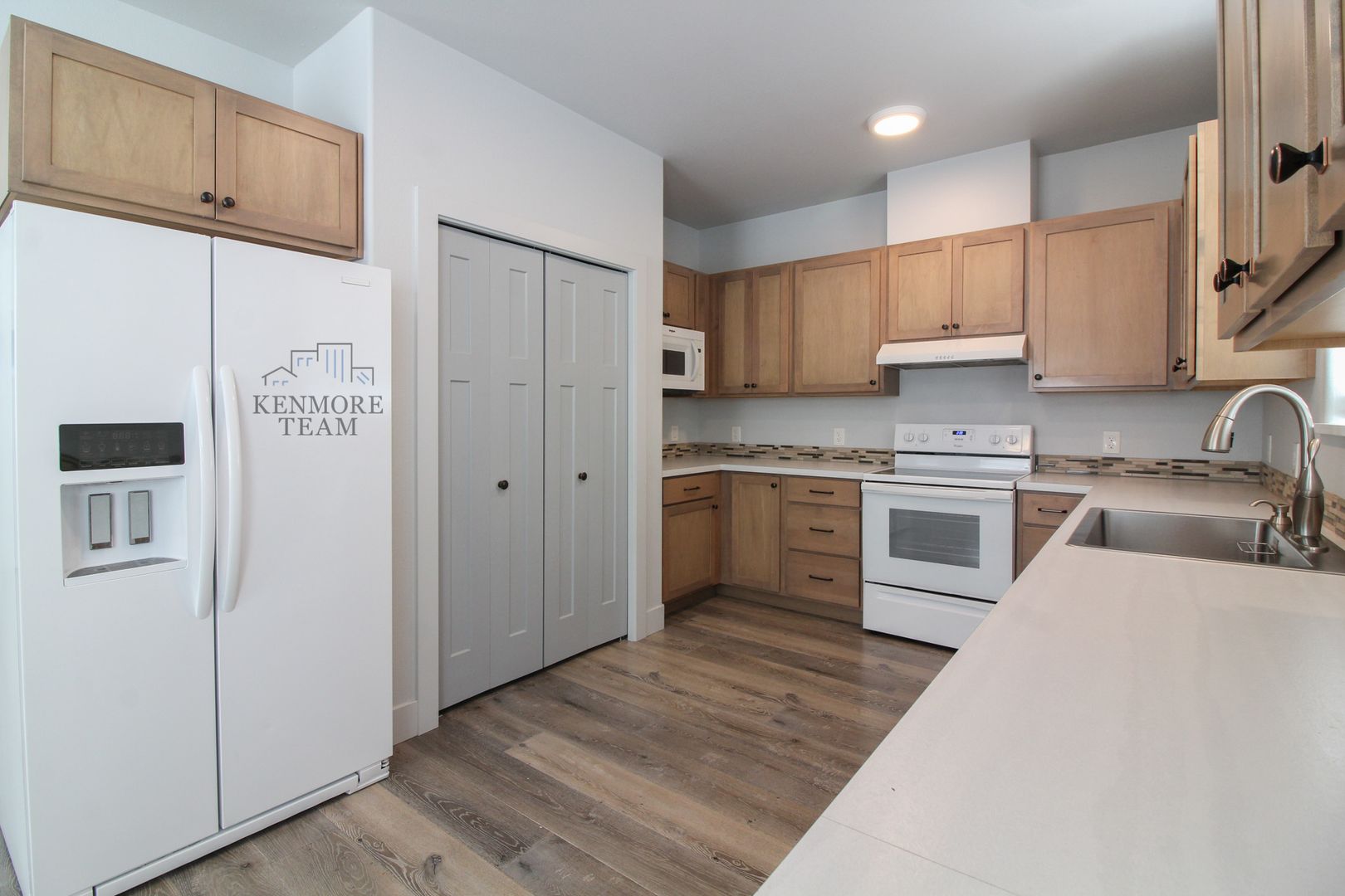 RICHLAND House: 1006 ADAMS ST 101