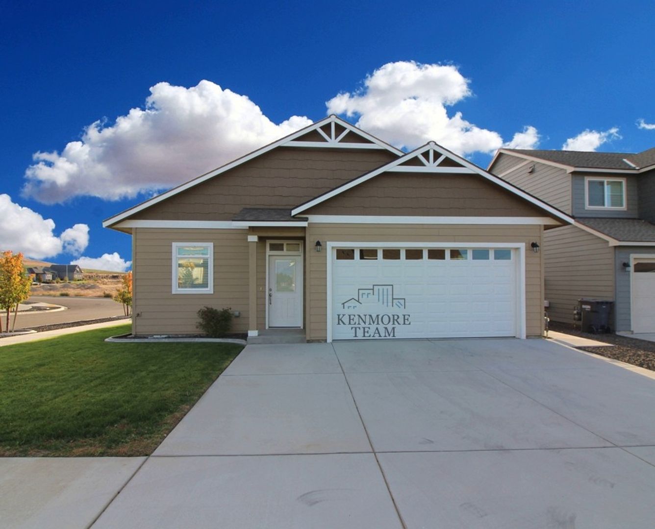 RICHLAND House: 2335 BELLAVIEW AVE