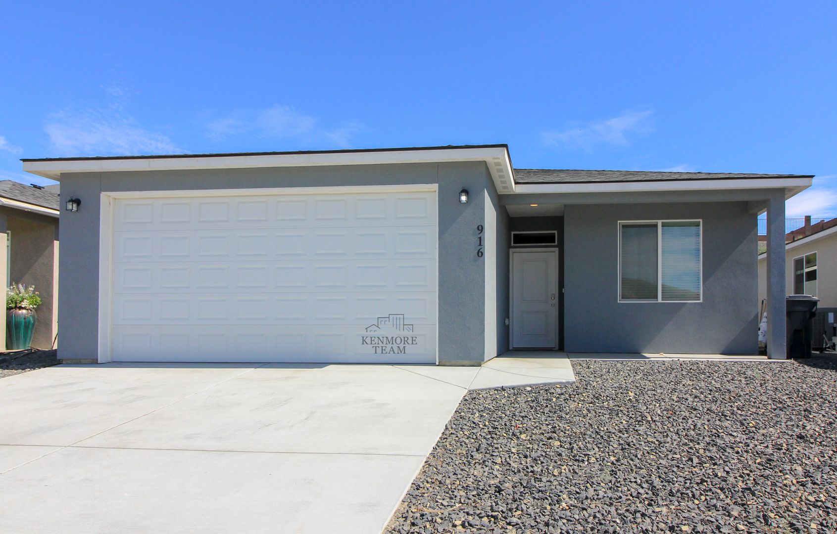 WEST RICHLAND House: 916 DUKE LN