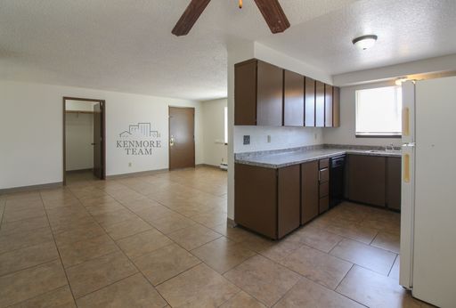2 Bedroom, 1 Bath Apartment in Kennewick – photo 1