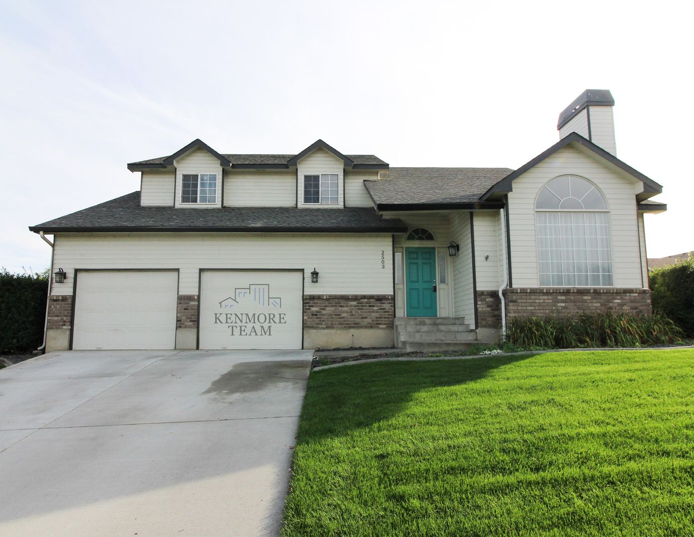 KENNEWICK House: 2503 W 37TH AVE