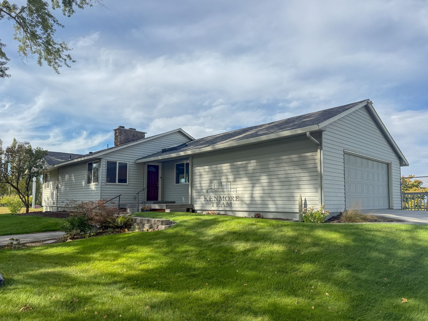 KENNEWICK House: 239206 E WINDIGO PR SE