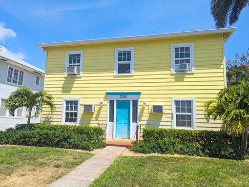 Historic District Living | Charming 1BR with Water Included – photo 1