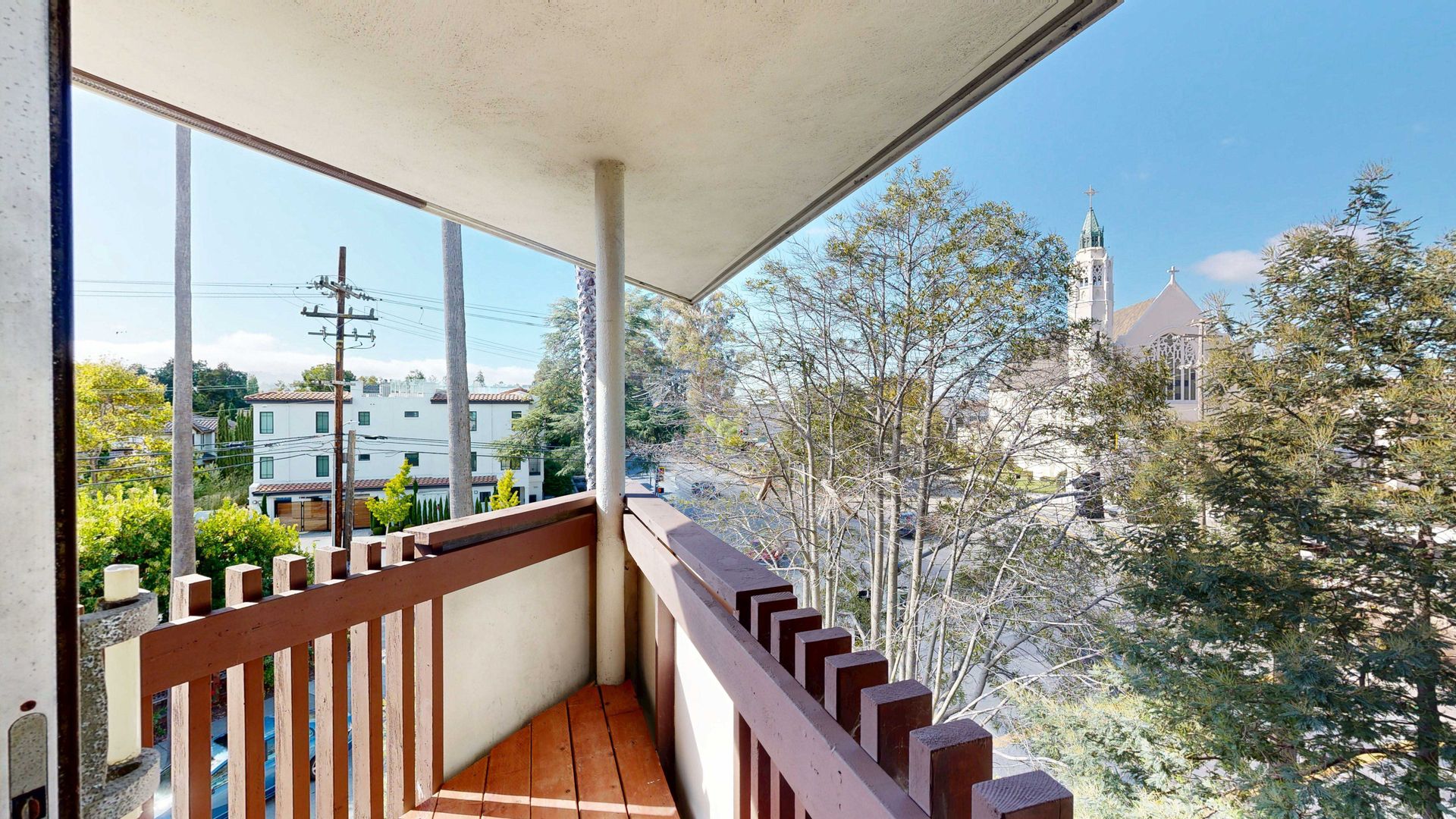 Burlingame Apartment: 55 El Camino Real