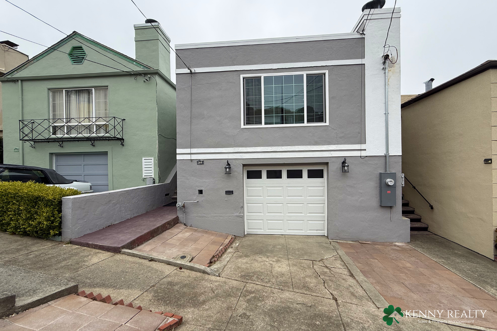Daly City House: 840 Templeton Ave