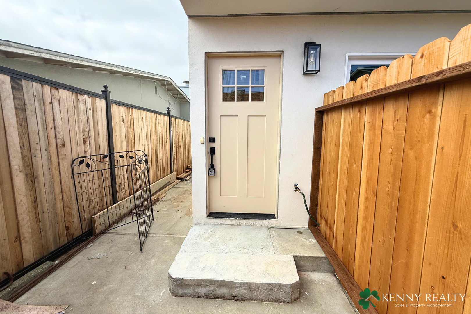 South San Francisco House: 388 Evergreen Drive