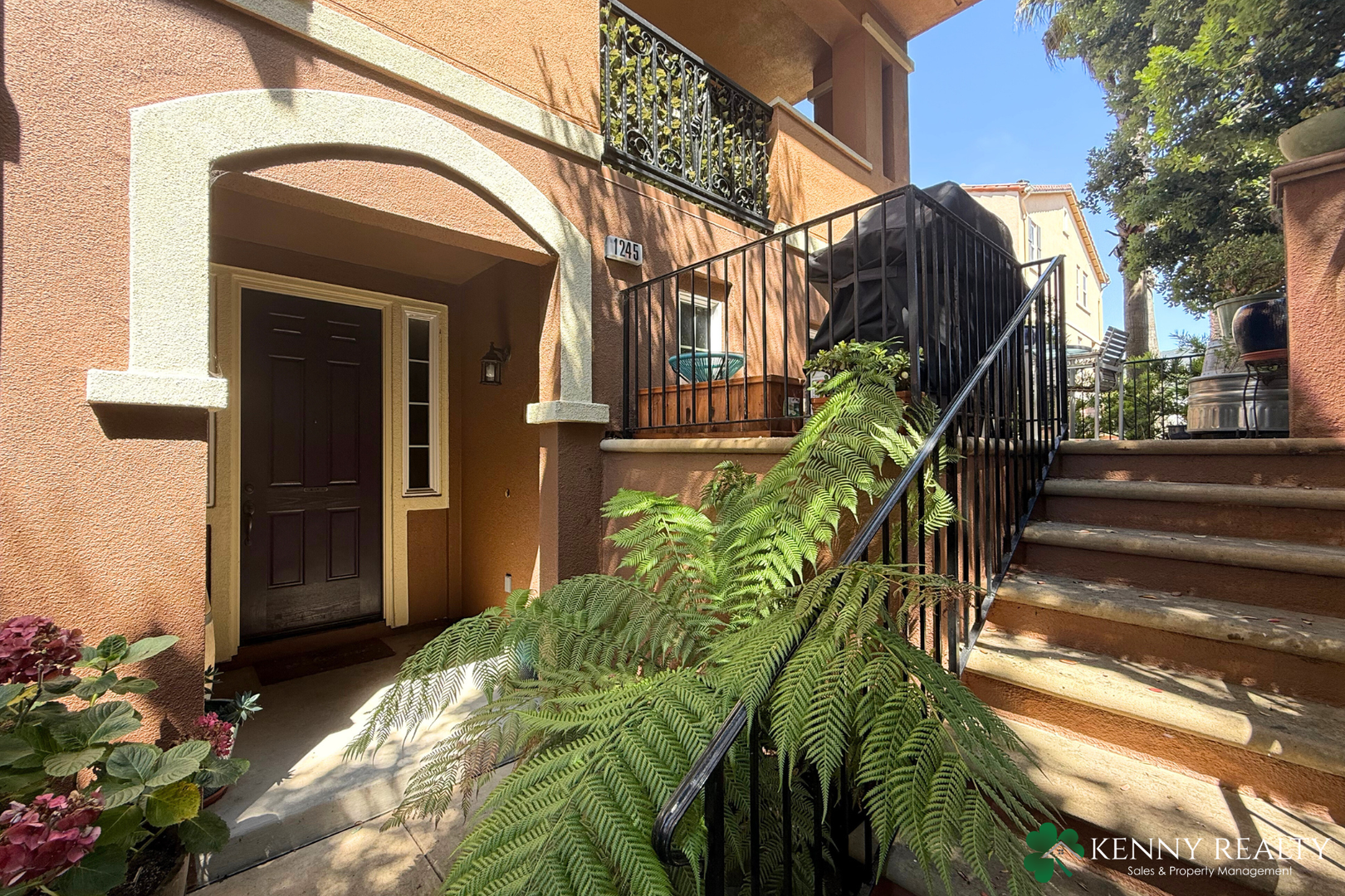 South San Francisco House: 1245 Isabelle Circle