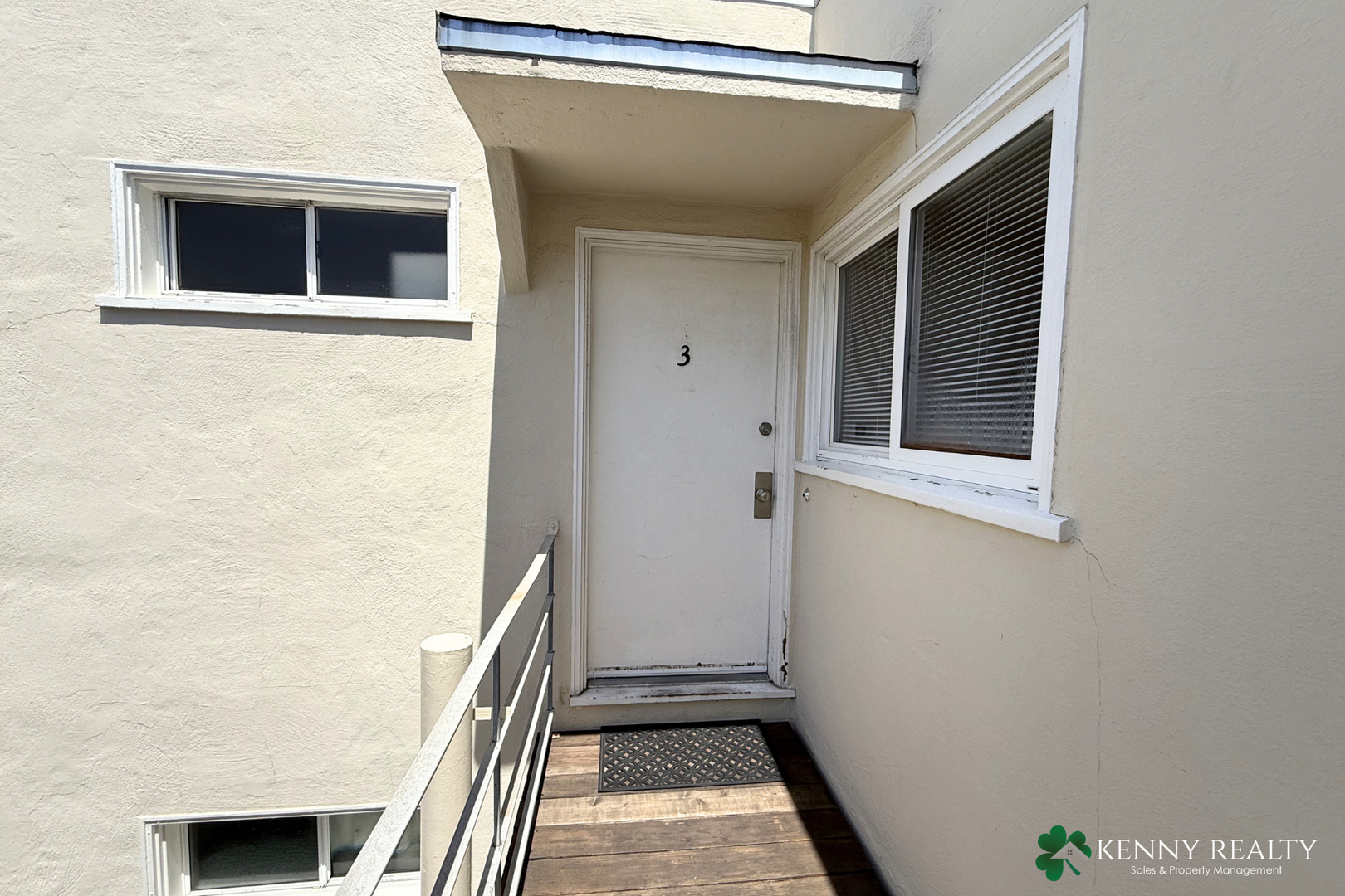 Daly City Apartment: 75 Citrus Ave