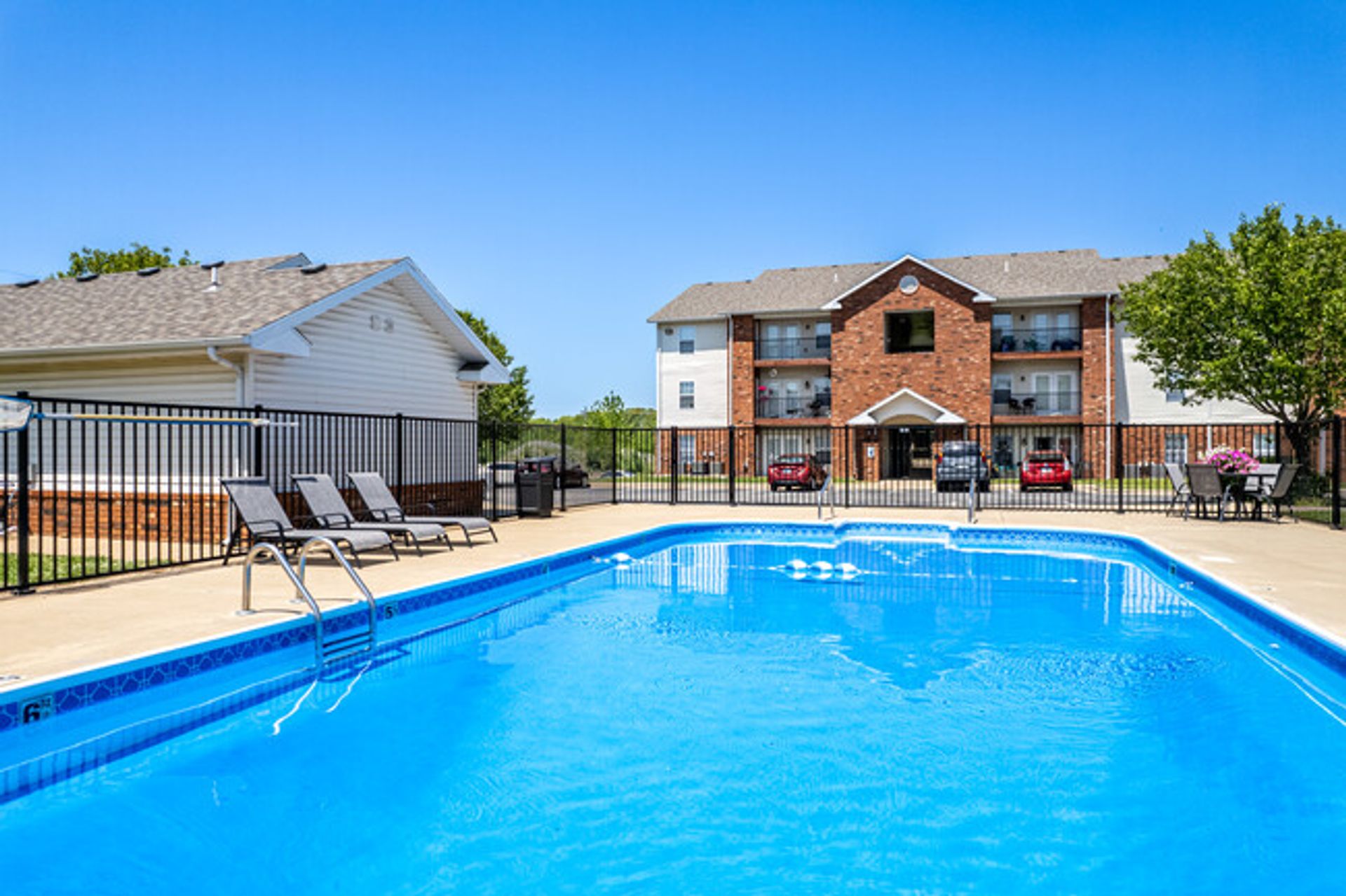 Nixa Apartment: 228 West Tracker Road