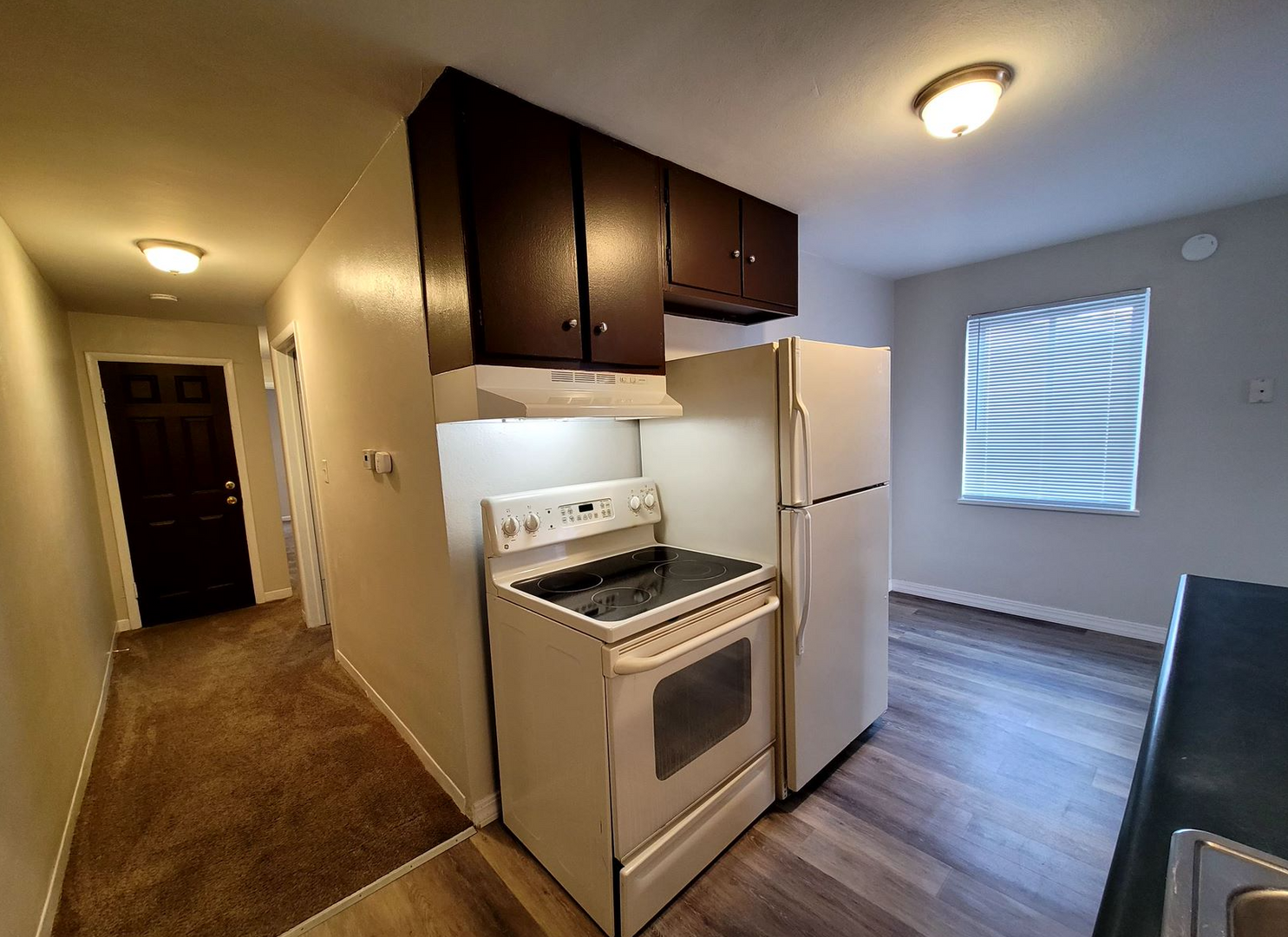 Vandalia Apartment: 127 Scott Avenue