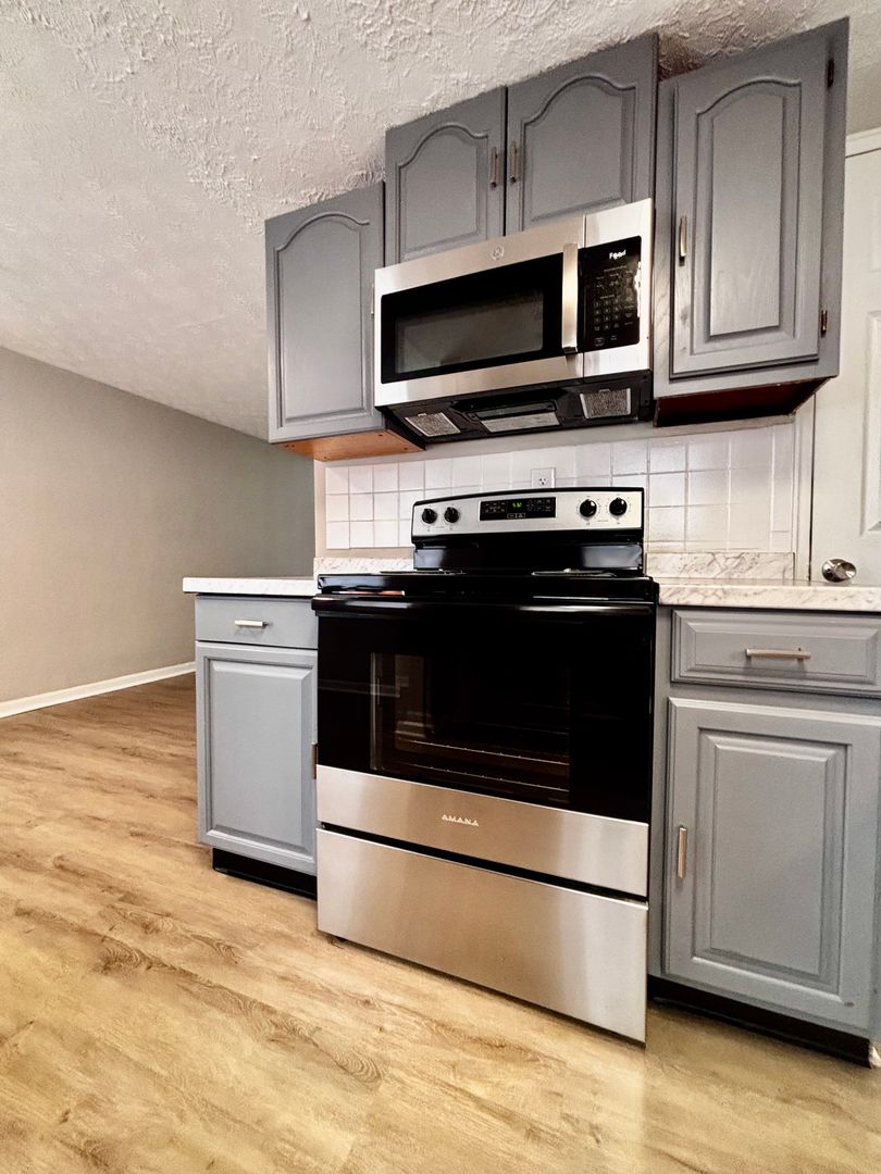 Dayton Townhome: 1053 - 1059 Wilmington Avenue