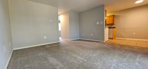 Newly Renovated 2 bedroom in Englewood!