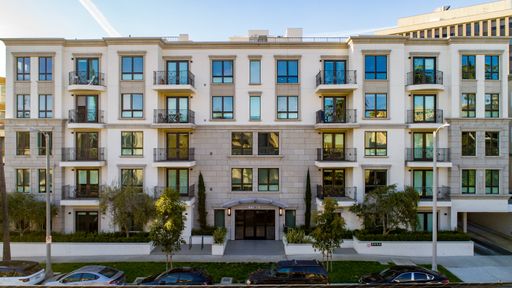 Luxury apartment in Brentwood 3 Bedrooms +2.5 Baths – photo 1