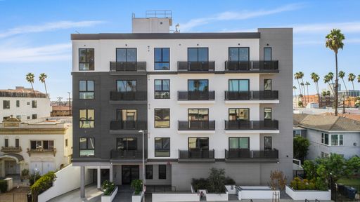 New Luxury Apartment in Koreatown 2BD+2BA – photo 1