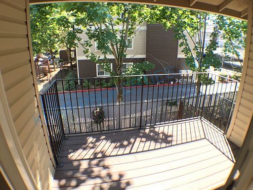 1232 NE 16th St., Gresham, OR 97030