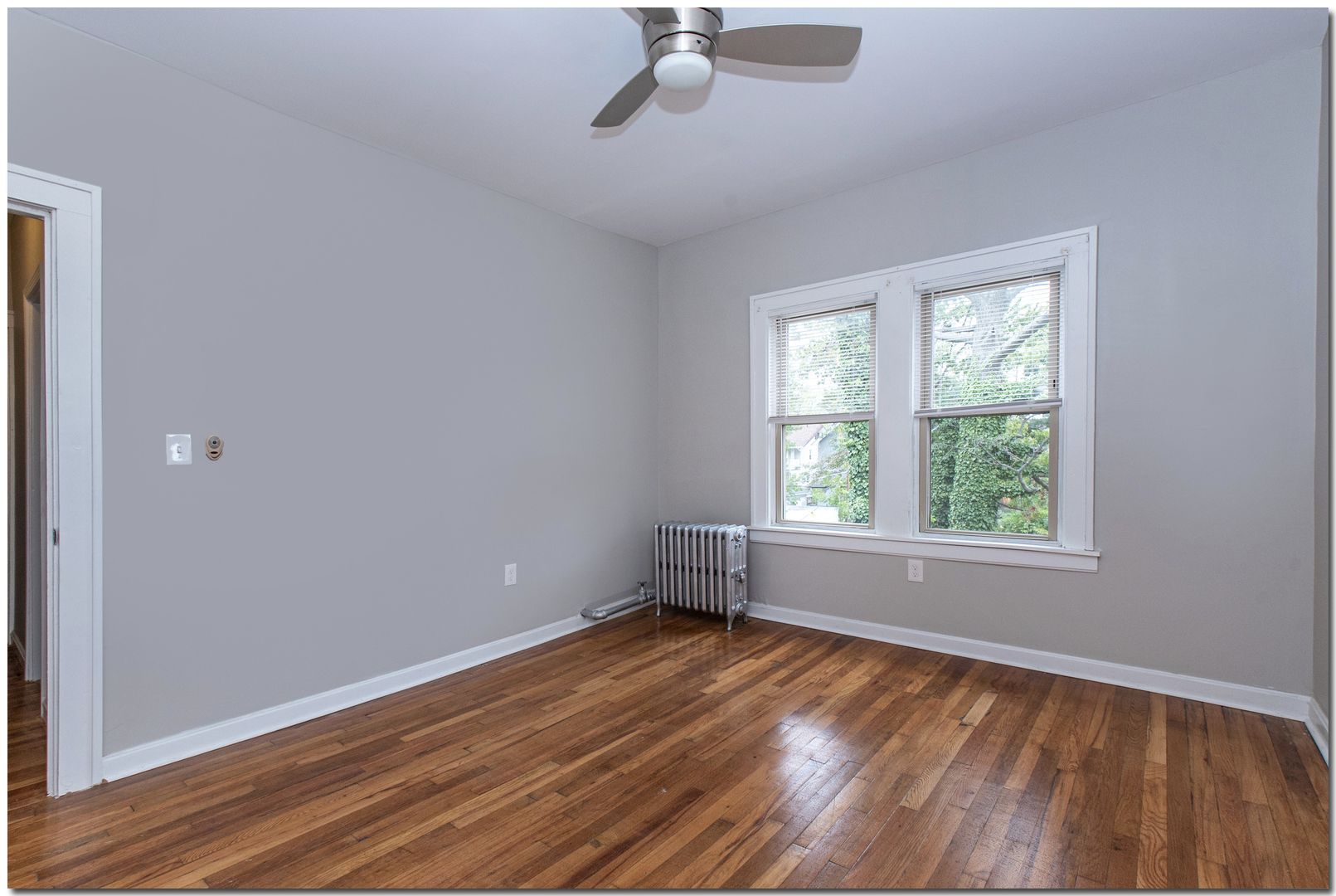 Lakewood Apartment: 2018 Lakeland Avenue